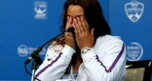 Bartoli shock: ”Non giocherò più a tennis!”